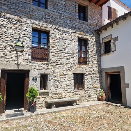 Biescas Apartamento Casa Josito La Cadiera Экстерьер фото